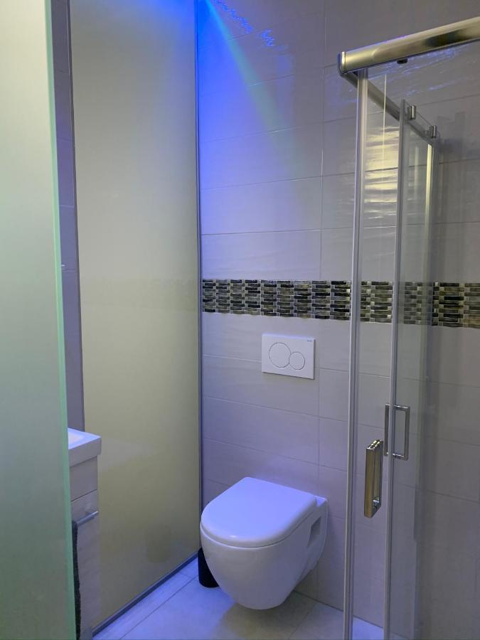 Executive Double Room With En-Suite In Guest House City Centre R4 Люксембург Экстерьер фото