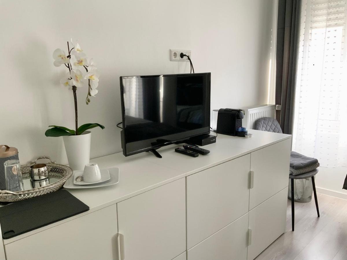 Executive Double Room With En-Suite In Guest House City Centre R4 Люксембург Экстерьер фото